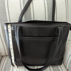 Levenger leather Brown Expresso brief bag. Good condition